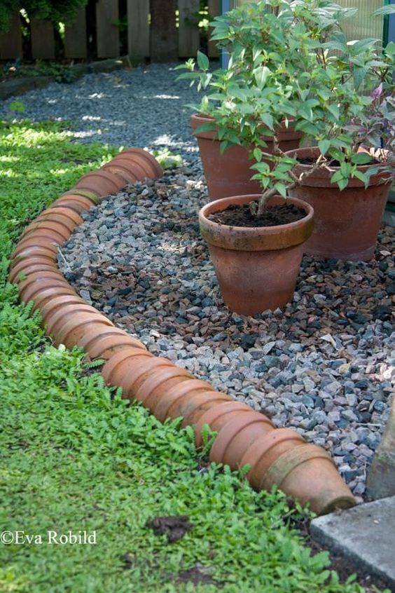 Charming Terracotta Pot Edging