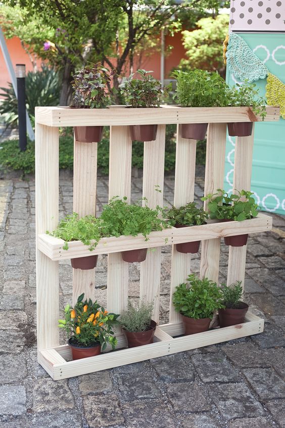 Minimalist Wooden Pallet Plant Display