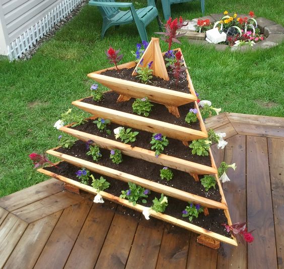 Multi-Tier Pyramid Garden Planter