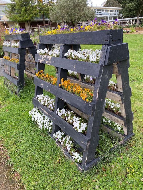 Vertical Pallet Planter Garden