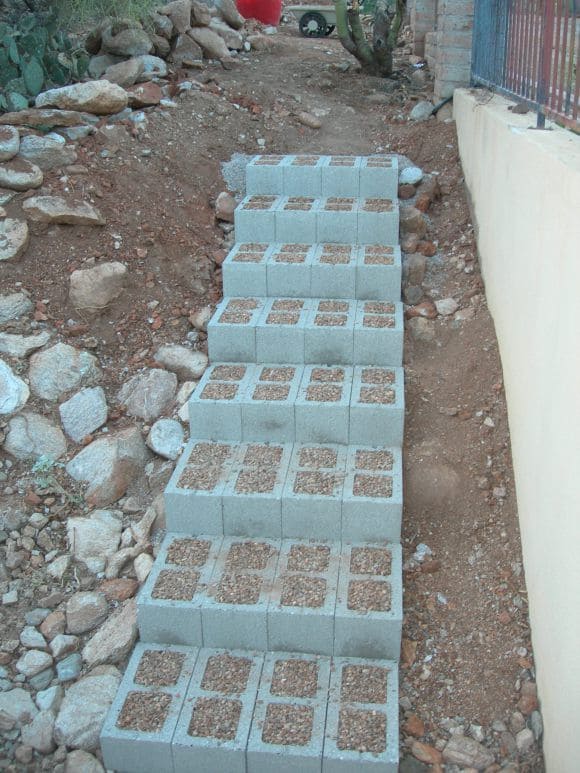 Creative Cinder Block Garden Steps