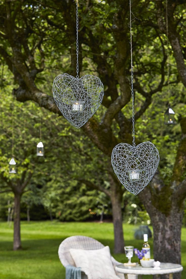 Romantic Wire Lanterns