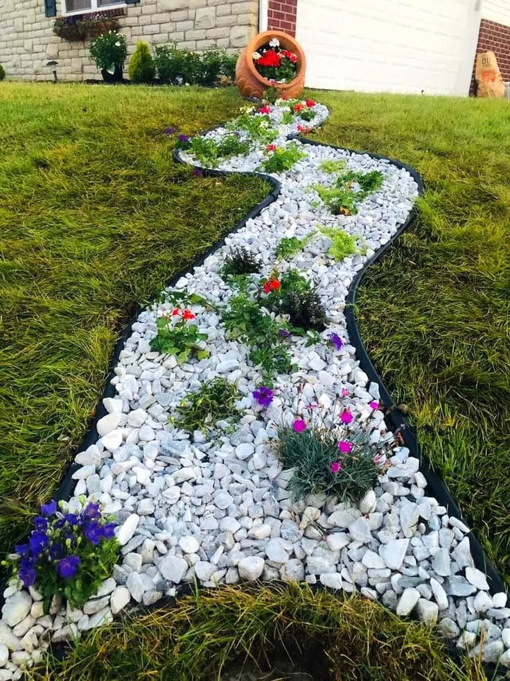 Charming Riverbed-Inspired Garden Path