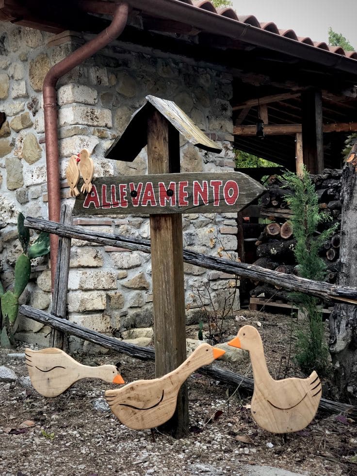 Farmyard Goose-Themed Garden Sign