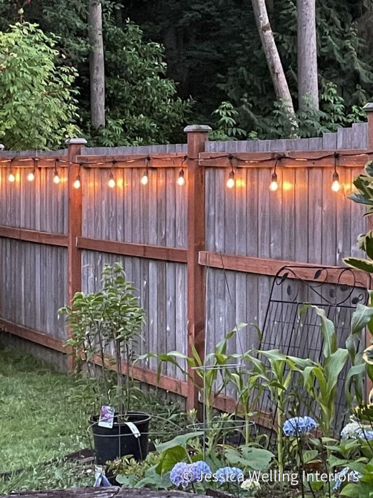 Fence Lighting Ideas for Cozy Outdoor Spaces