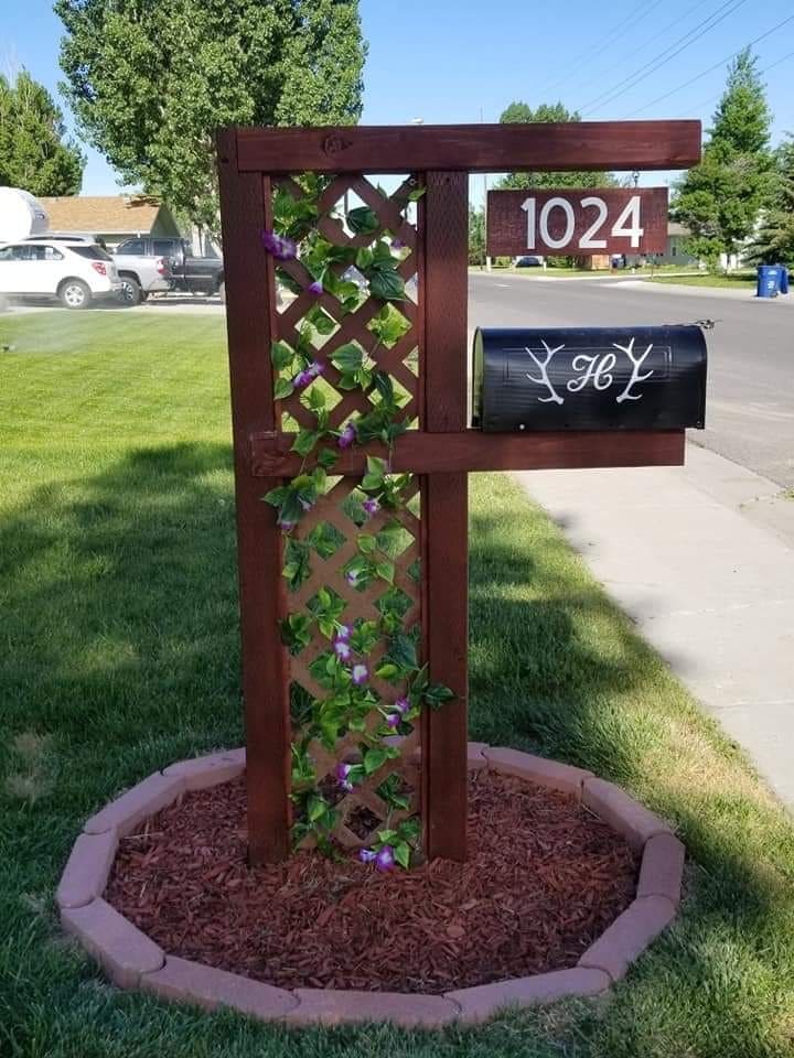 Trellis-tastic Mailbox