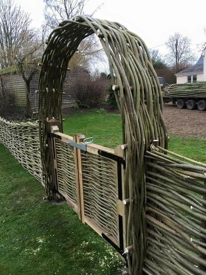 Wicker Arch and Gate