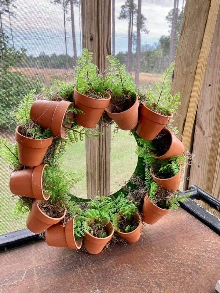 Charming Clay Pot Wreath of Ferns