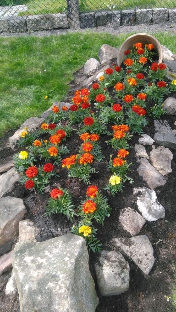 Charming Spilled Flower Pot Landscape Design