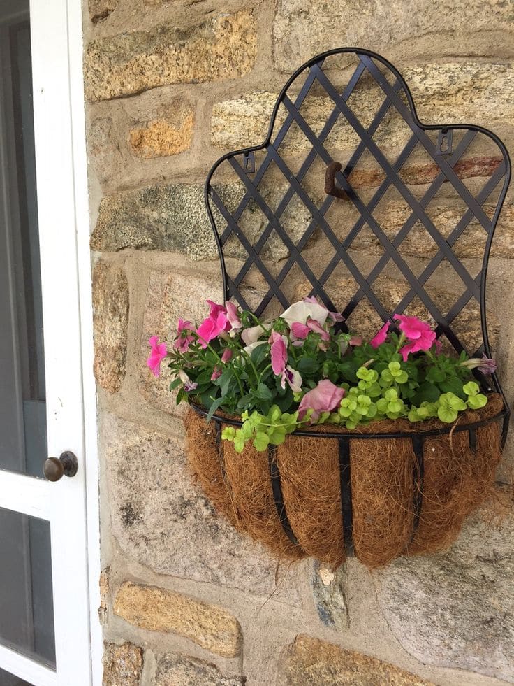Elegant Lattice-Style Wall Planters