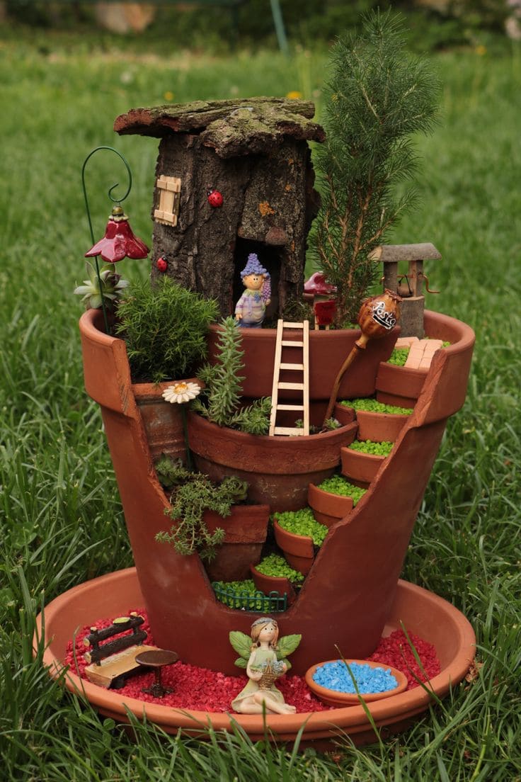 Enchanting Fairy Garden Clay Pot Design