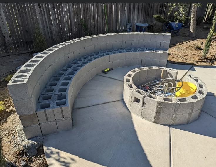 Rustic Cinder Block Fire Pit Seating